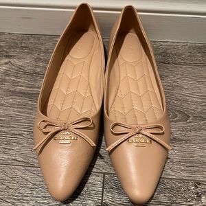 9.5 Coach flats